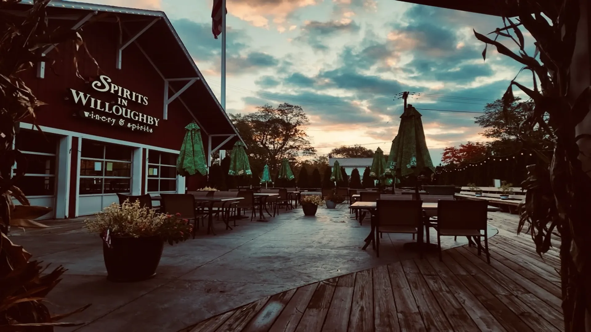 Patio seating at Spirits in Willoughby in downtown Willoughby